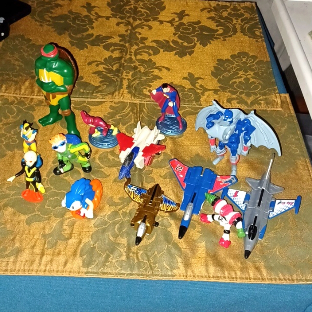 Figurine Mixture